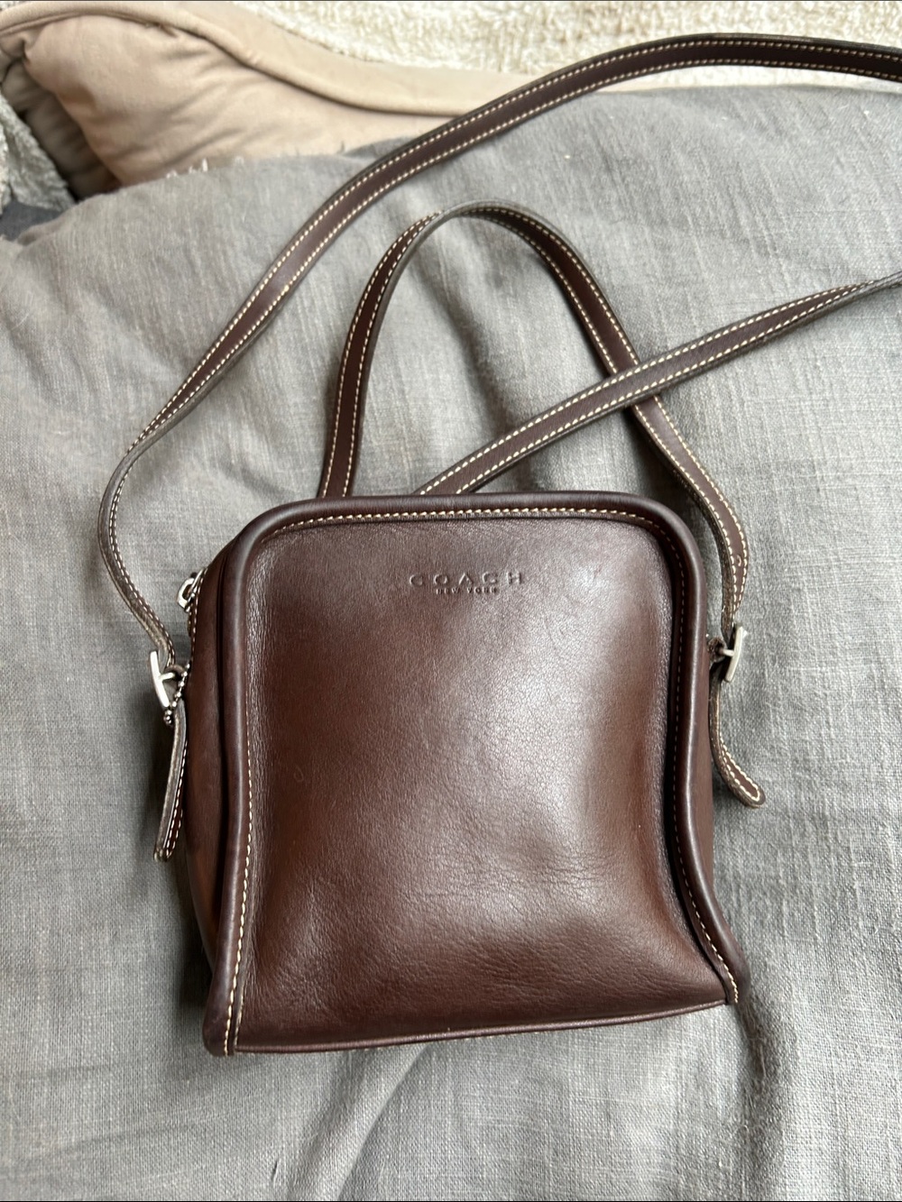 Vintage Coach Bellini Zip | Style 9139 | Mahogany | Made in USA